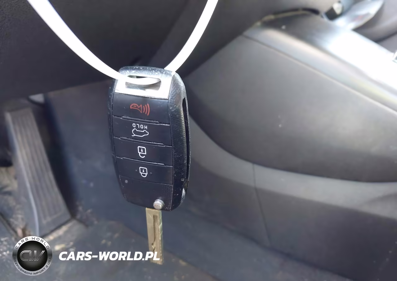 2019 Kia Sorento 3.3L S VIN:5XYPG4A58KG597763 - 11