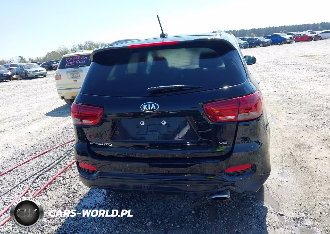 2019 Kia Sorento 3.3L S VIN:5XYPG4A58KG597763 - 16