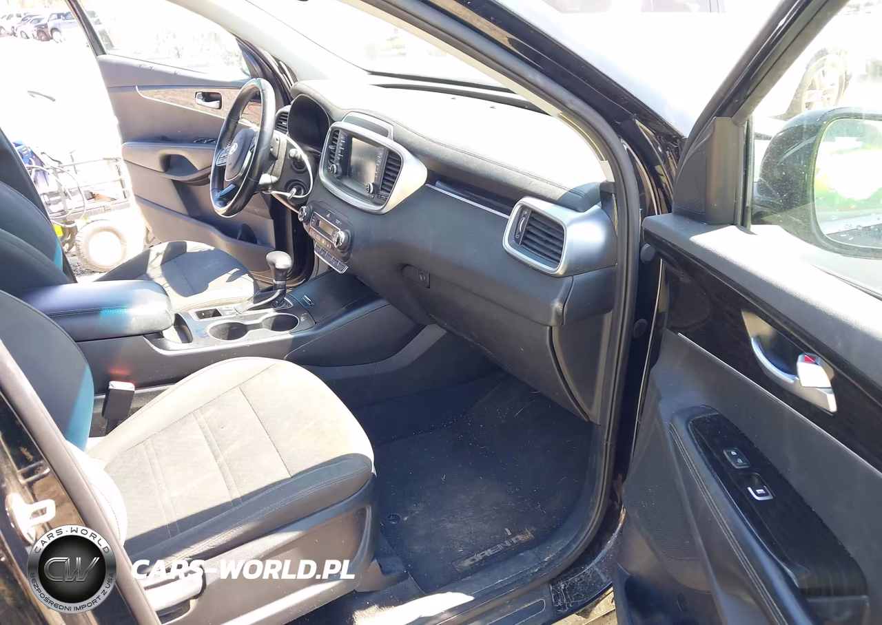 2019 Kia Sorento 3.3L S VIN:5XYPG4A58KG597763 - 5