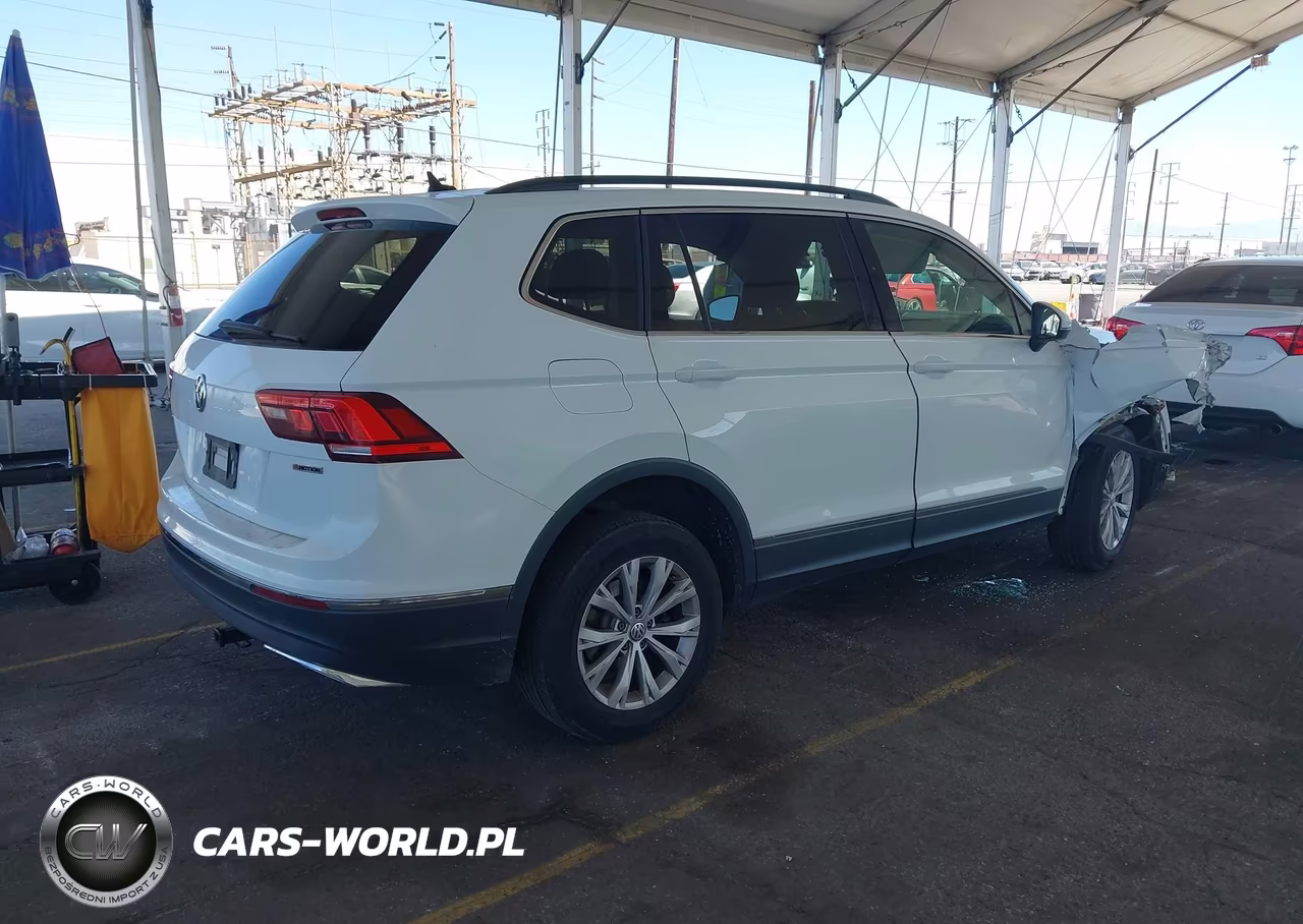 2020 Volkswagen Tiguan 2.0T Se-2.0T Se R-Line Black-2.0T Sel VIN:3VV2B7AX1LM026617 - 4