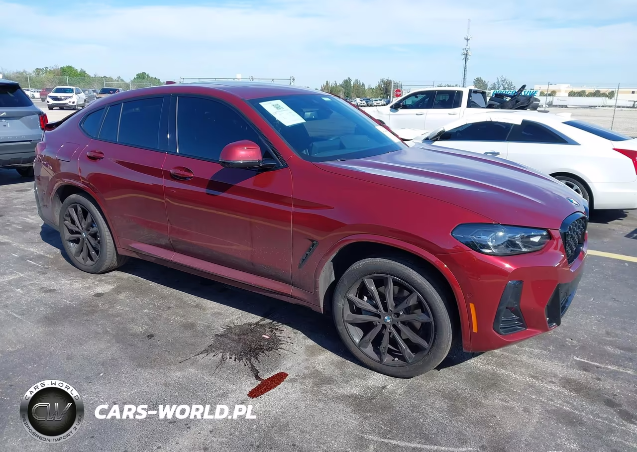 2025 BMW X4 xDrive30I