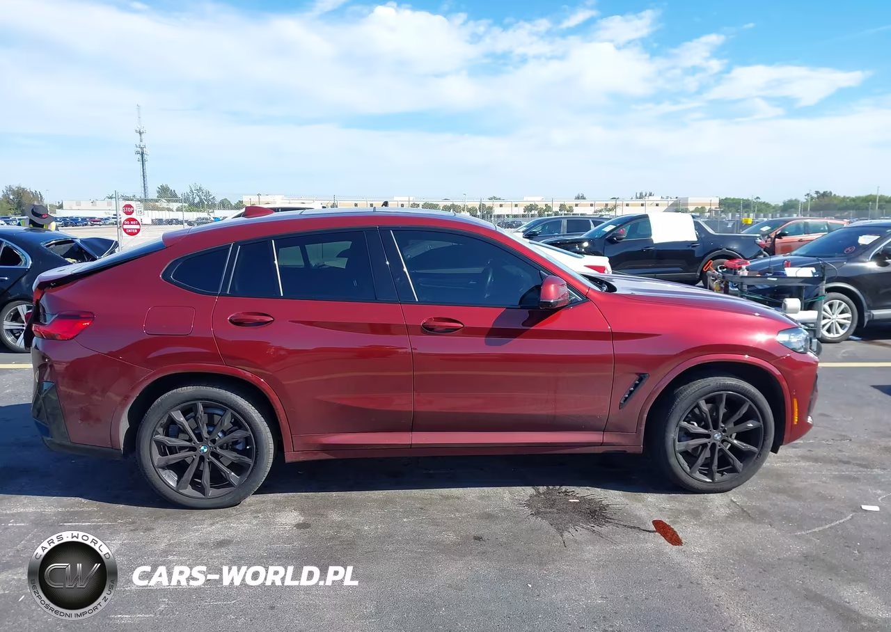 2025 BMW X4 xDrive30I VIN:5UX33DT07S9Y68453 - 14