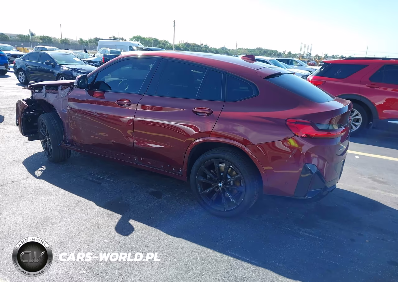 2025 BMW X4 xDrive30I VIN:5UX33DT07S9Y68453 - 3