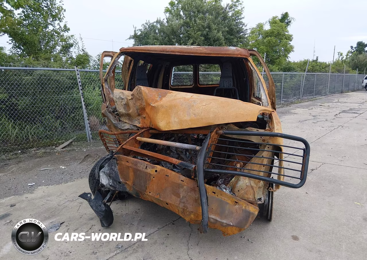 2012 Chevrolet Express 2500 Work Van VIN:1GCWGGCA8C1193256 - 11