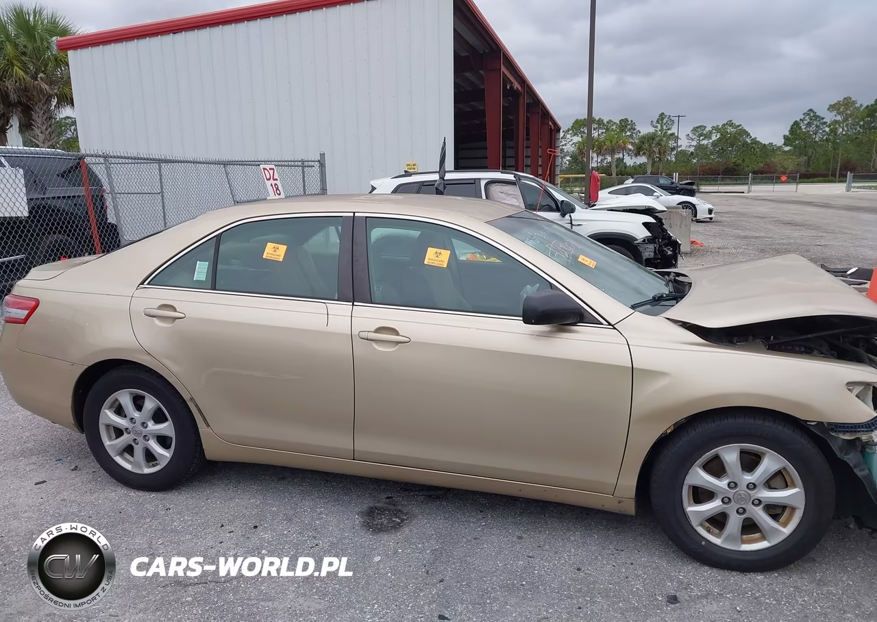 2011 Toyota Camry Le VIN:4T1BF3EKXBU633311 - 13