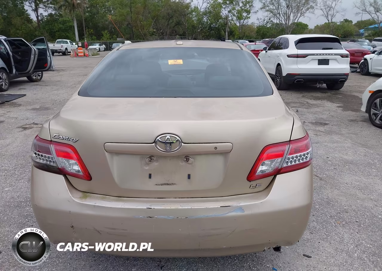 2011 Toyota Camry Le VIN:4T1BF3EKXBU633311 - 16