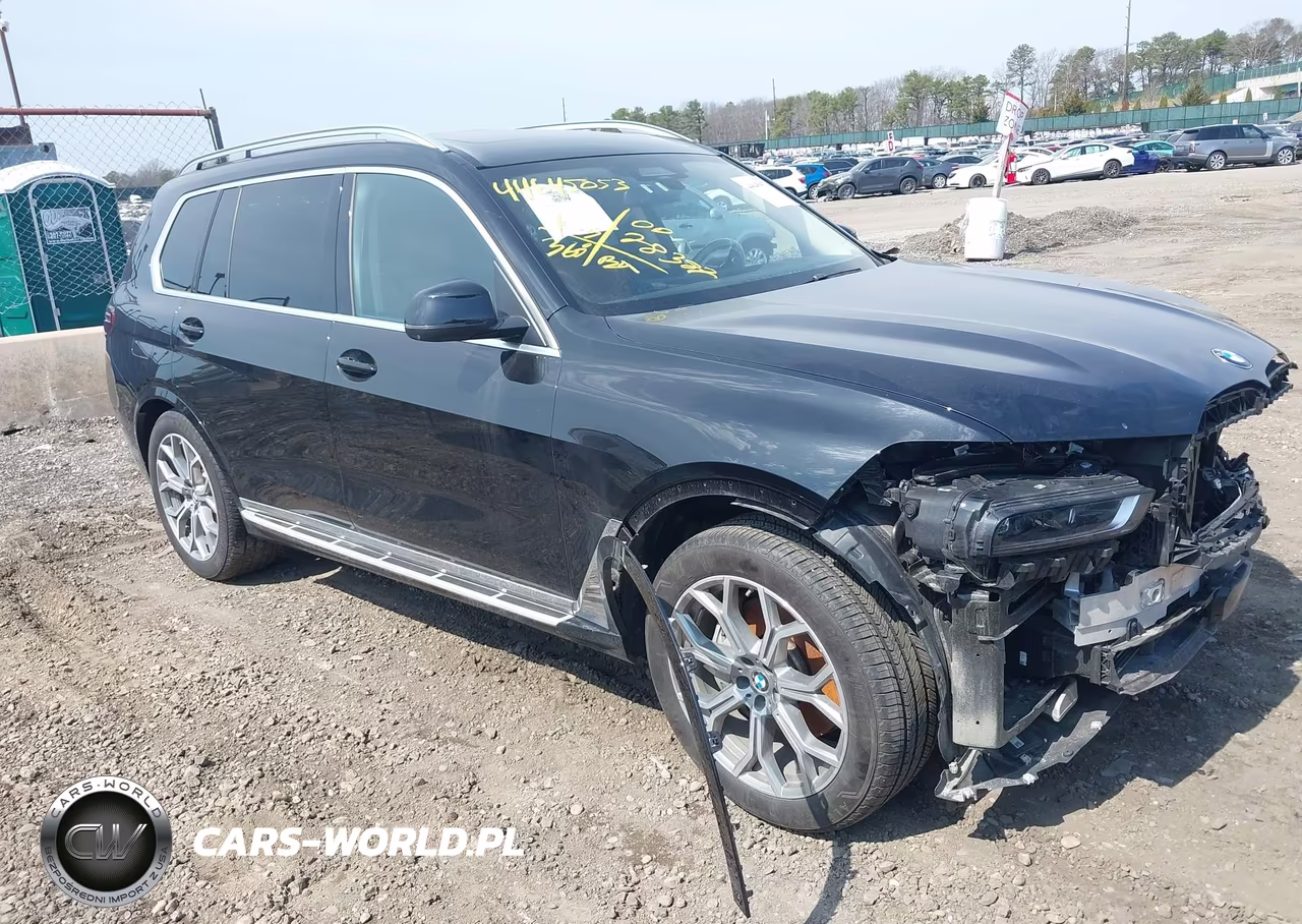 2025 BMW X7 xDrive40I