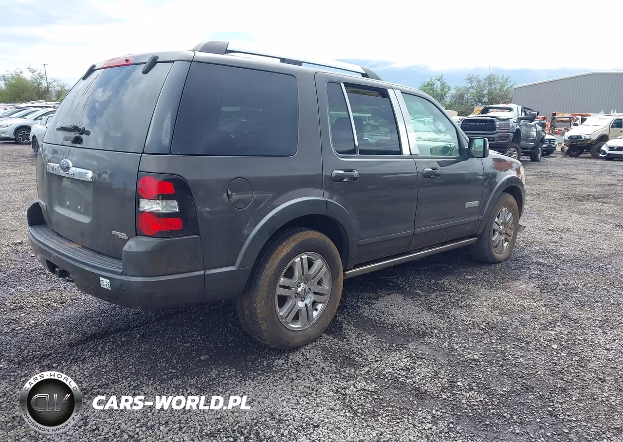 2007 Ford Explorer Limited VIN:1FMEU65E97UB86931 - 4