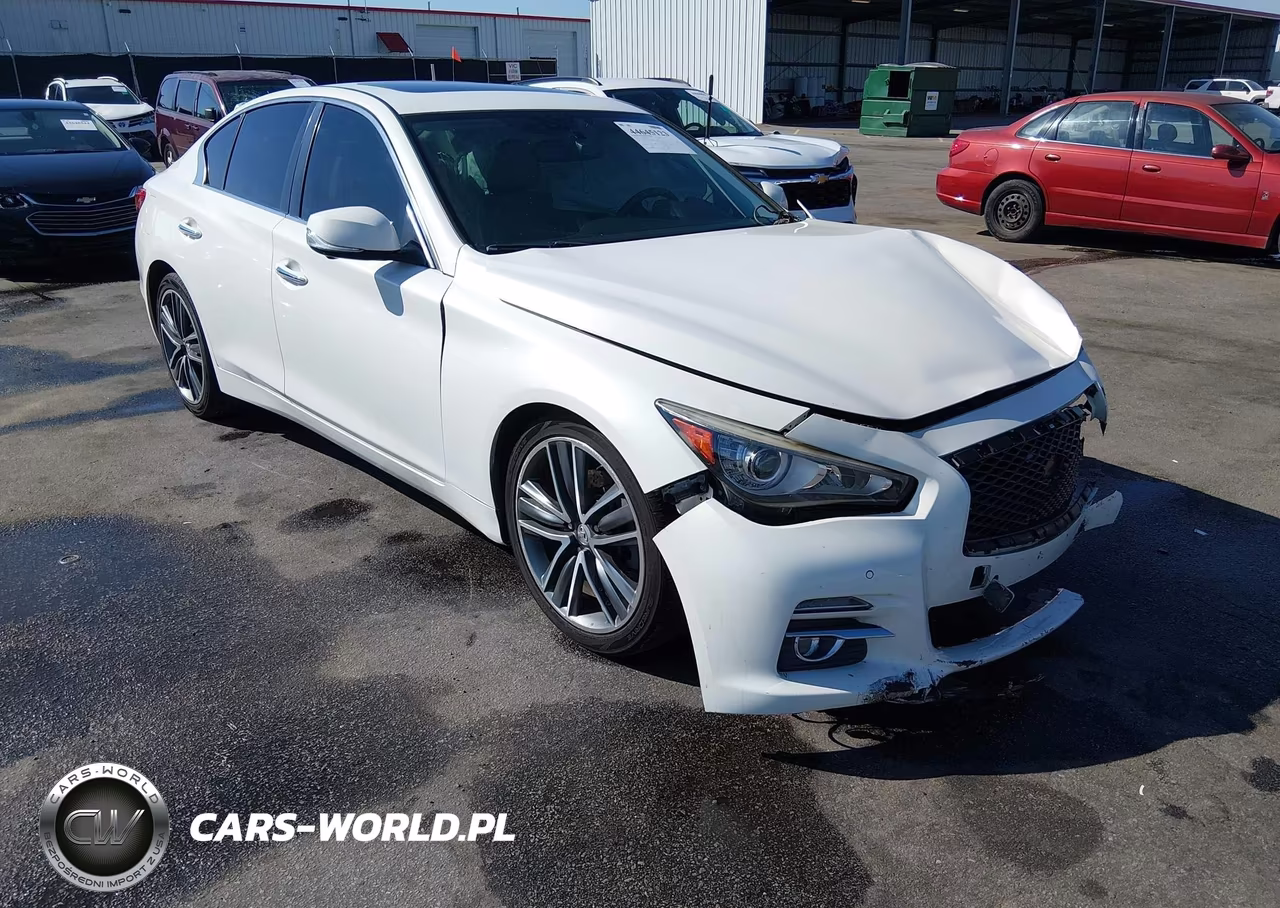 2015 Infiniti Q50 Premium