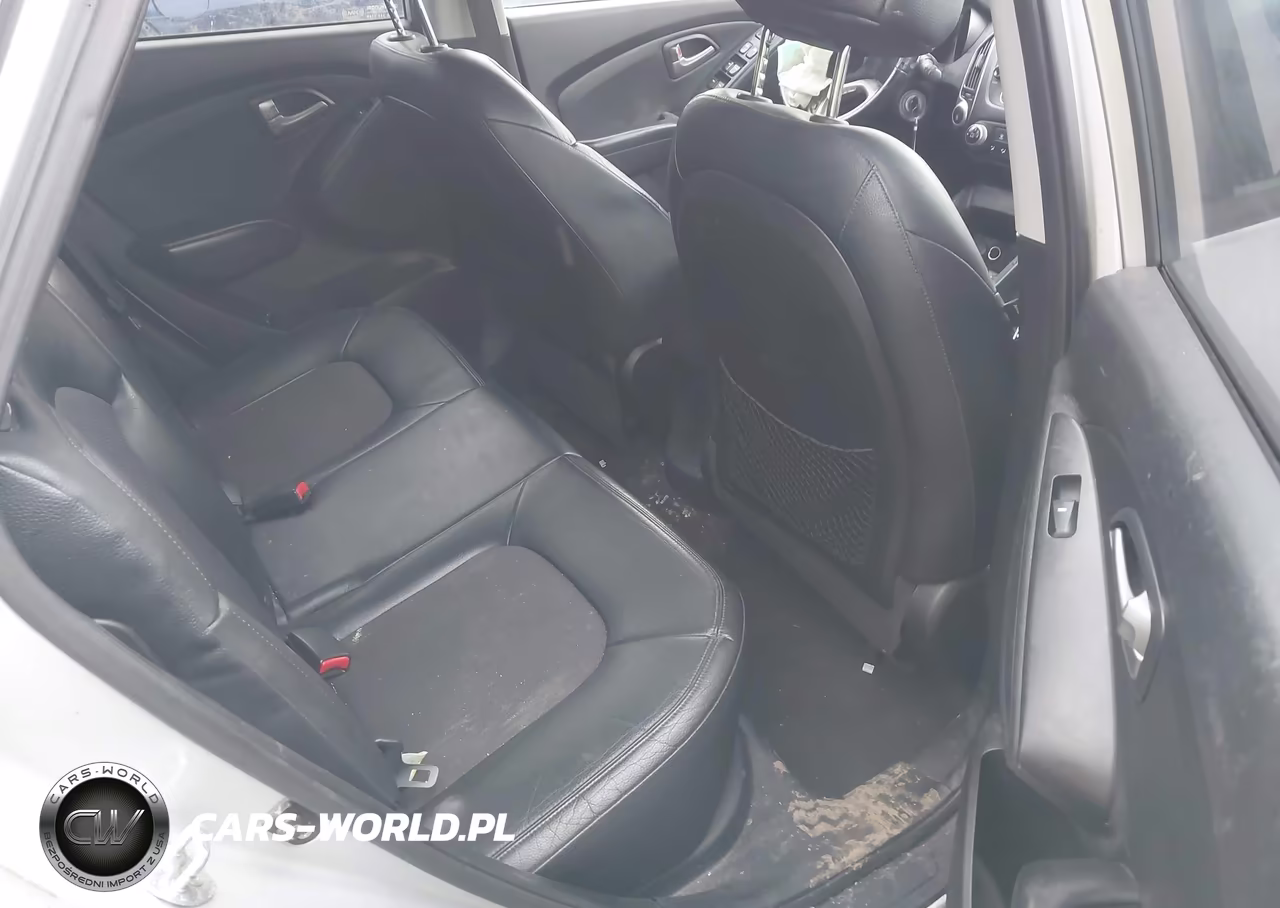 2011 Hyundai Tucson Gls VIN:KM8JU3AC9BU205620 - 8