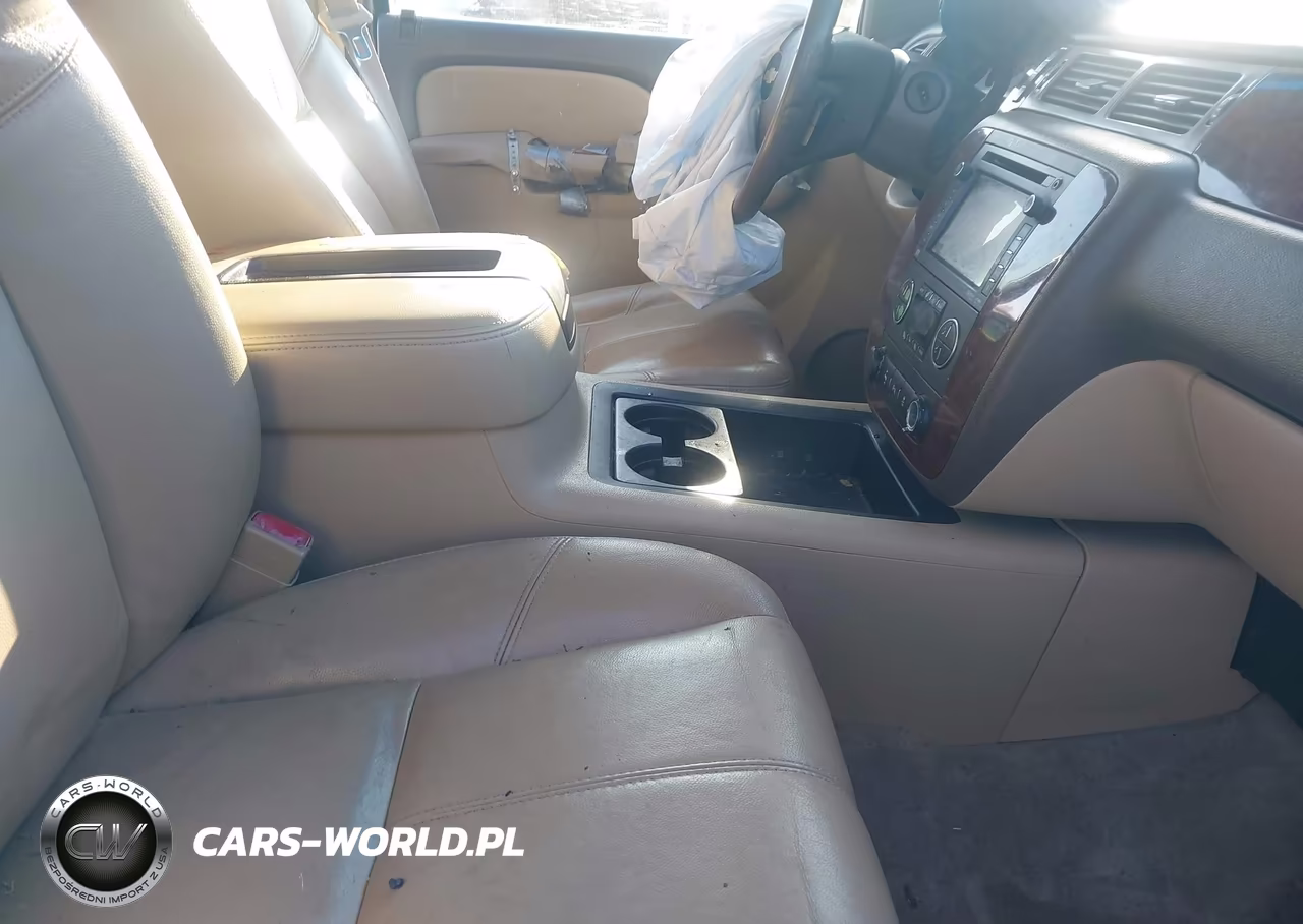 2014 Chevrolet Suburban 1500 Lt VIN:1GNSKJE71ER210406 - 5