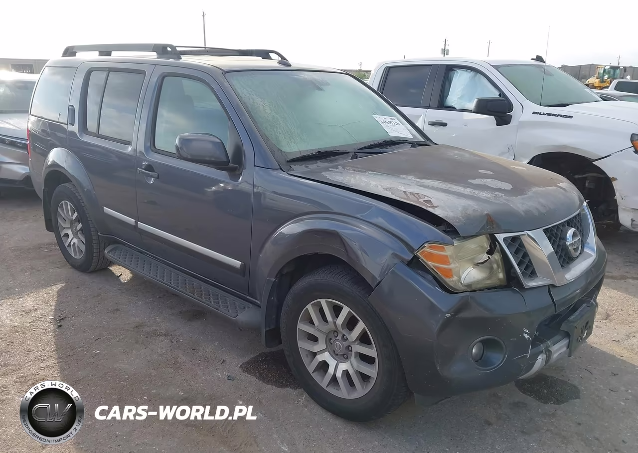 2010 Nissan Pathfinder Le
