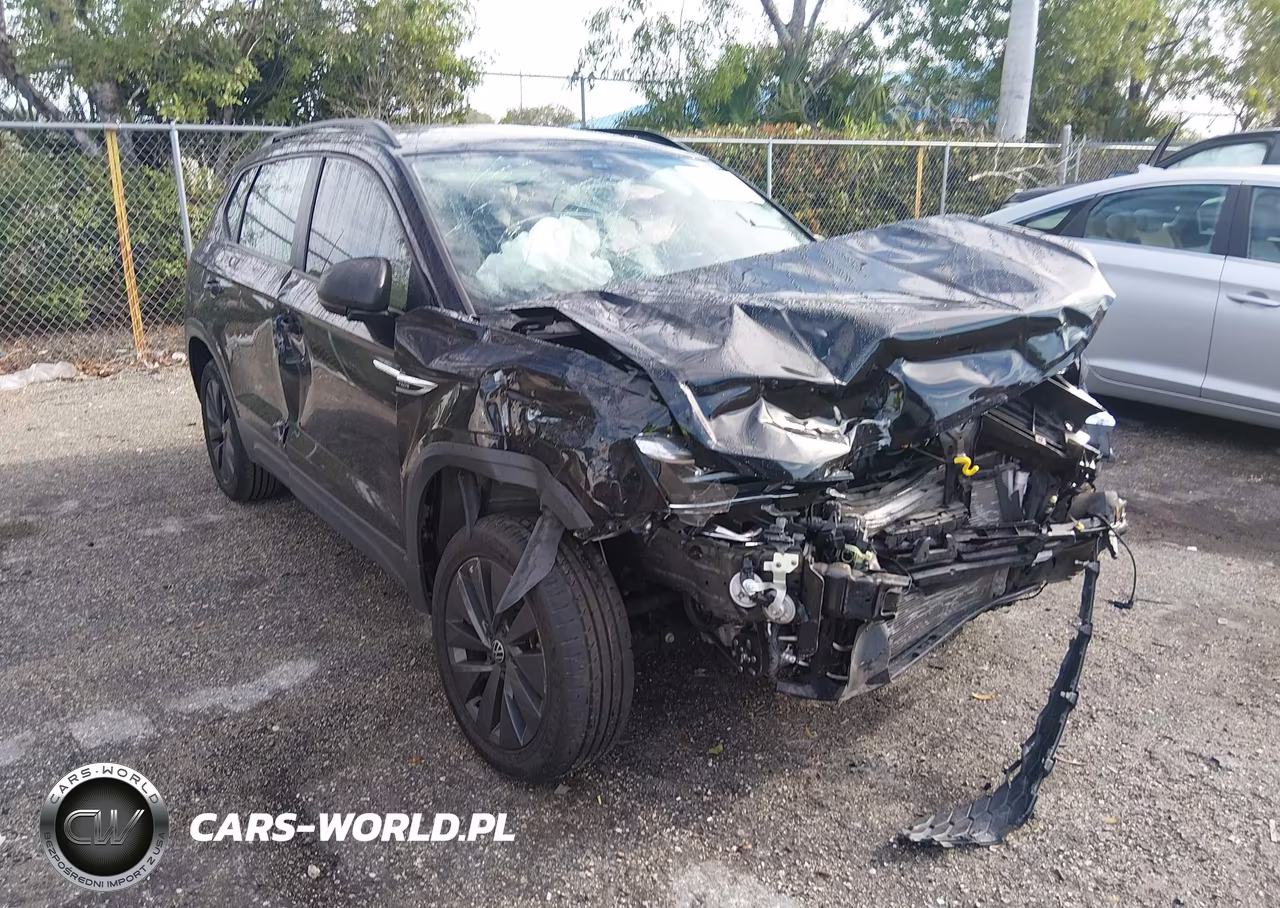 2024 Volkswagen Taos 1.5T S – zdjęcie 1 z 17