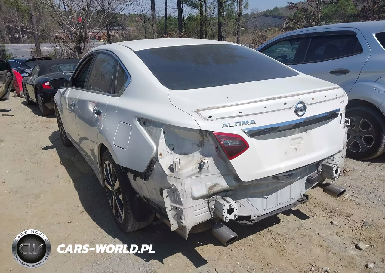 2017 Nissan Altima 2.5 Sr VIN:1N4AL3AP4HC157619 - 3