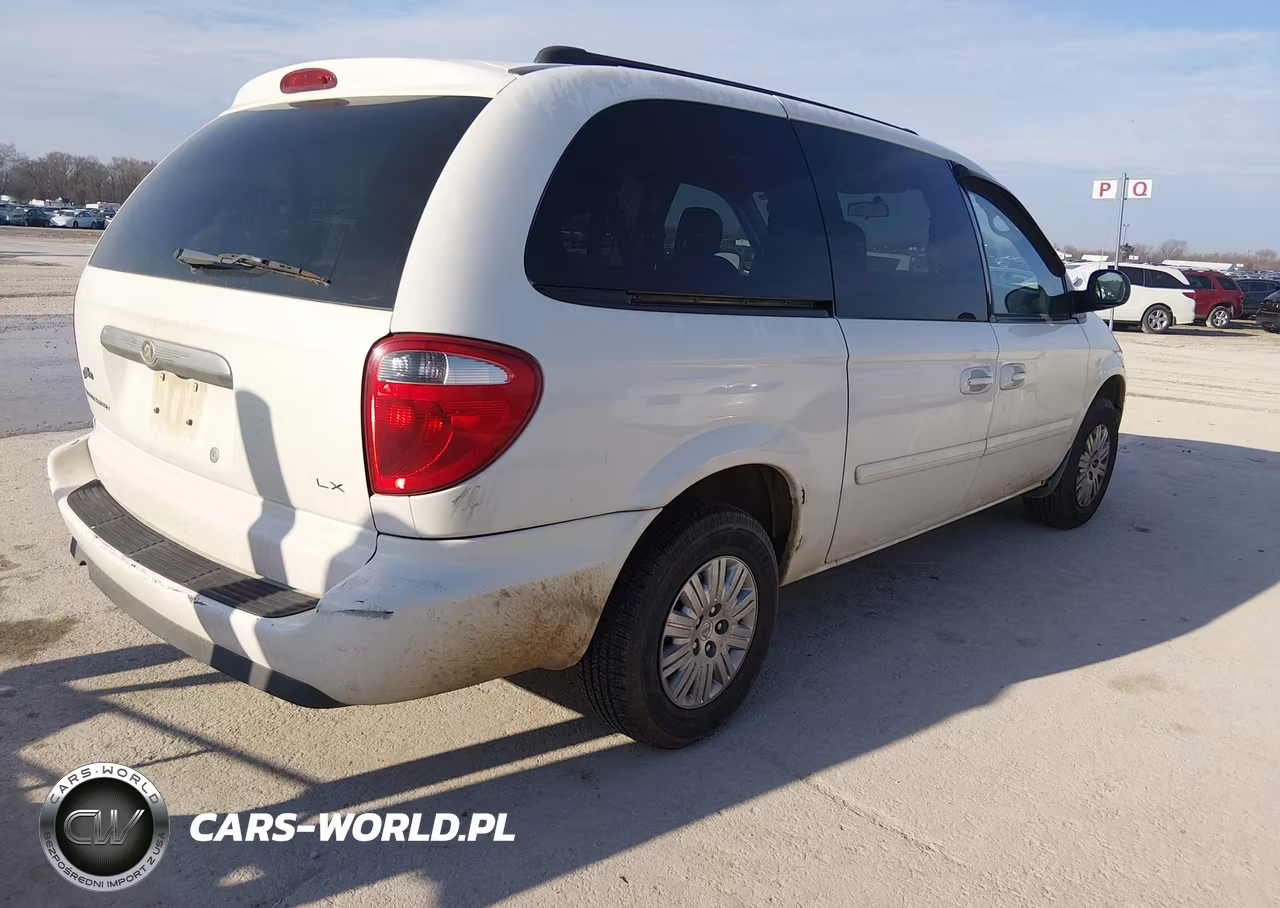 2005 Chrysler Town & Country Lx VIN:2C4GP44R35R552700 - 4