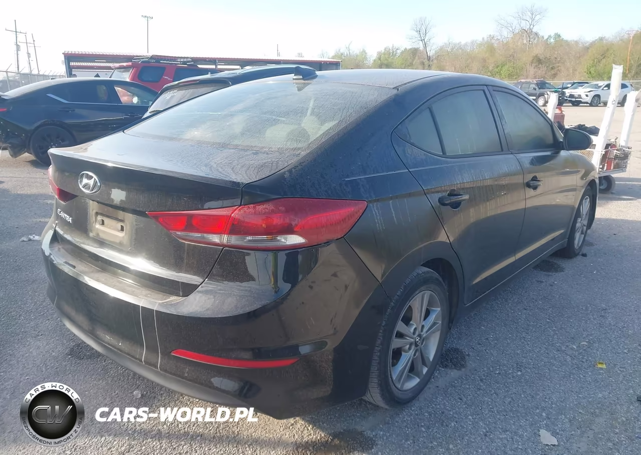 2018 Hyundai Elantra Sel VIN:KMHD84LF2JU513595 - 4