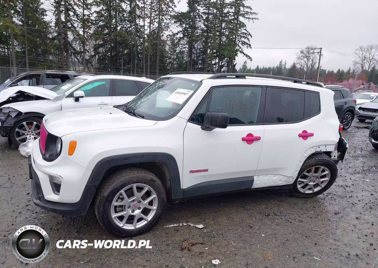 2022 Jeep Renegade Latitude 4X4 VIN:ZACNJDB17NPN62217 - 14
