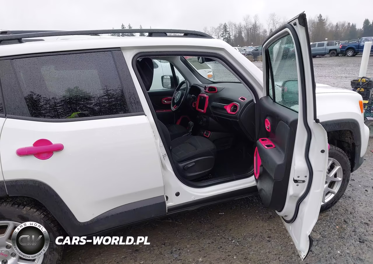 2022 Jeep Renegade Latitude 4X4 VIN:ZACNJDB17NPN62217 - 5