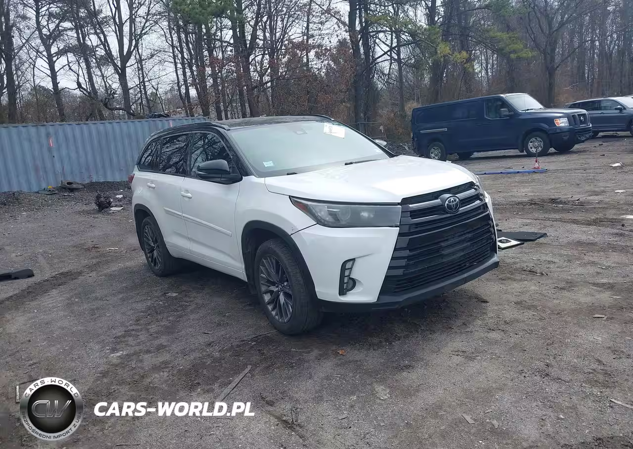 2017 Toyota Highlander Le