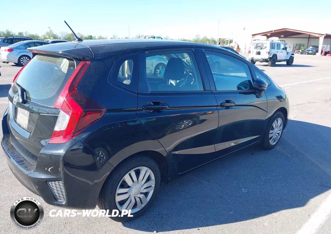 2016 Honda Fit Lx VIN:JHMGK5H53GX028123 - 4
