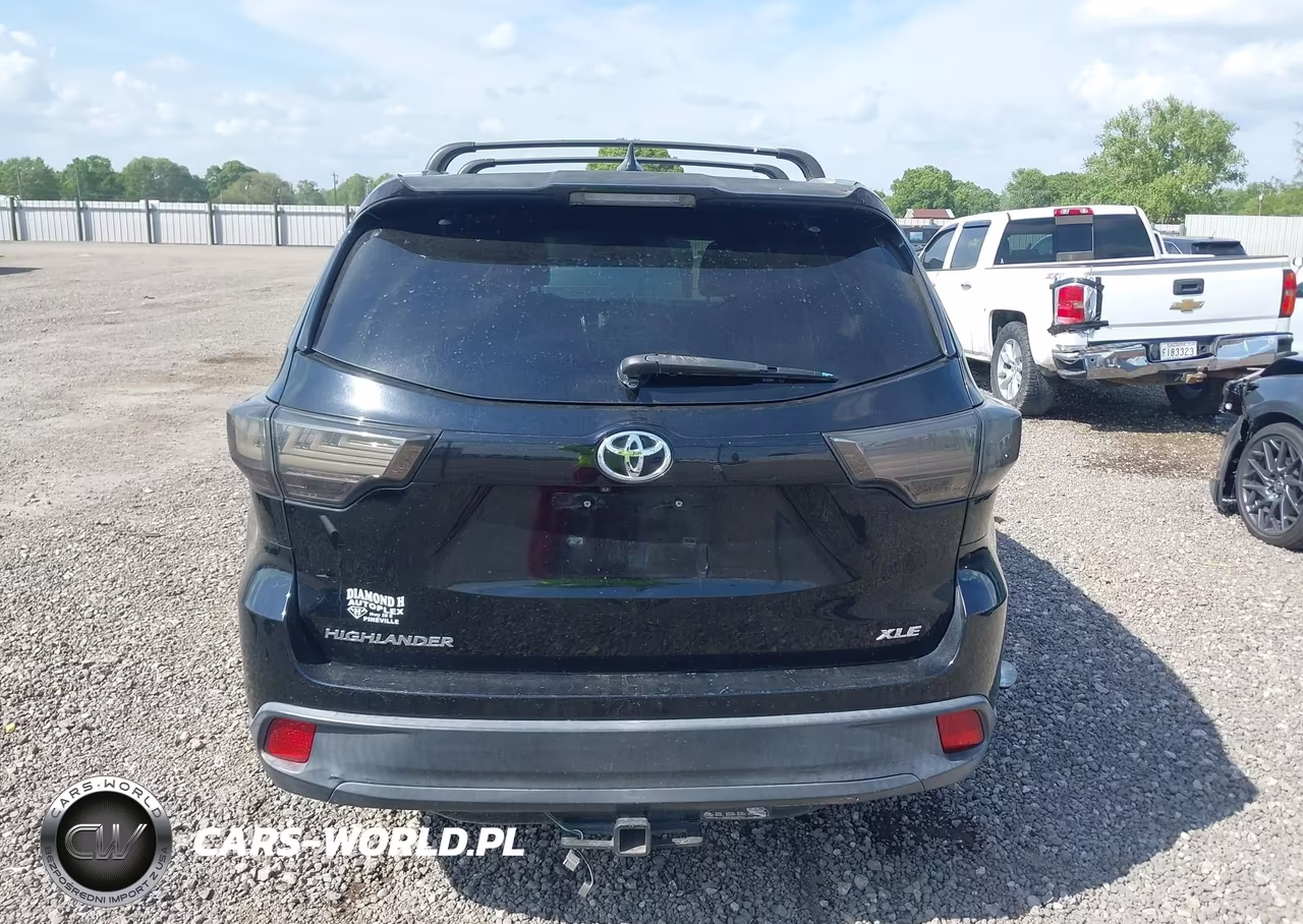 2014 Toyota Highlander Xle V6 VIN:5TDKKRFH7ES022666 - 17