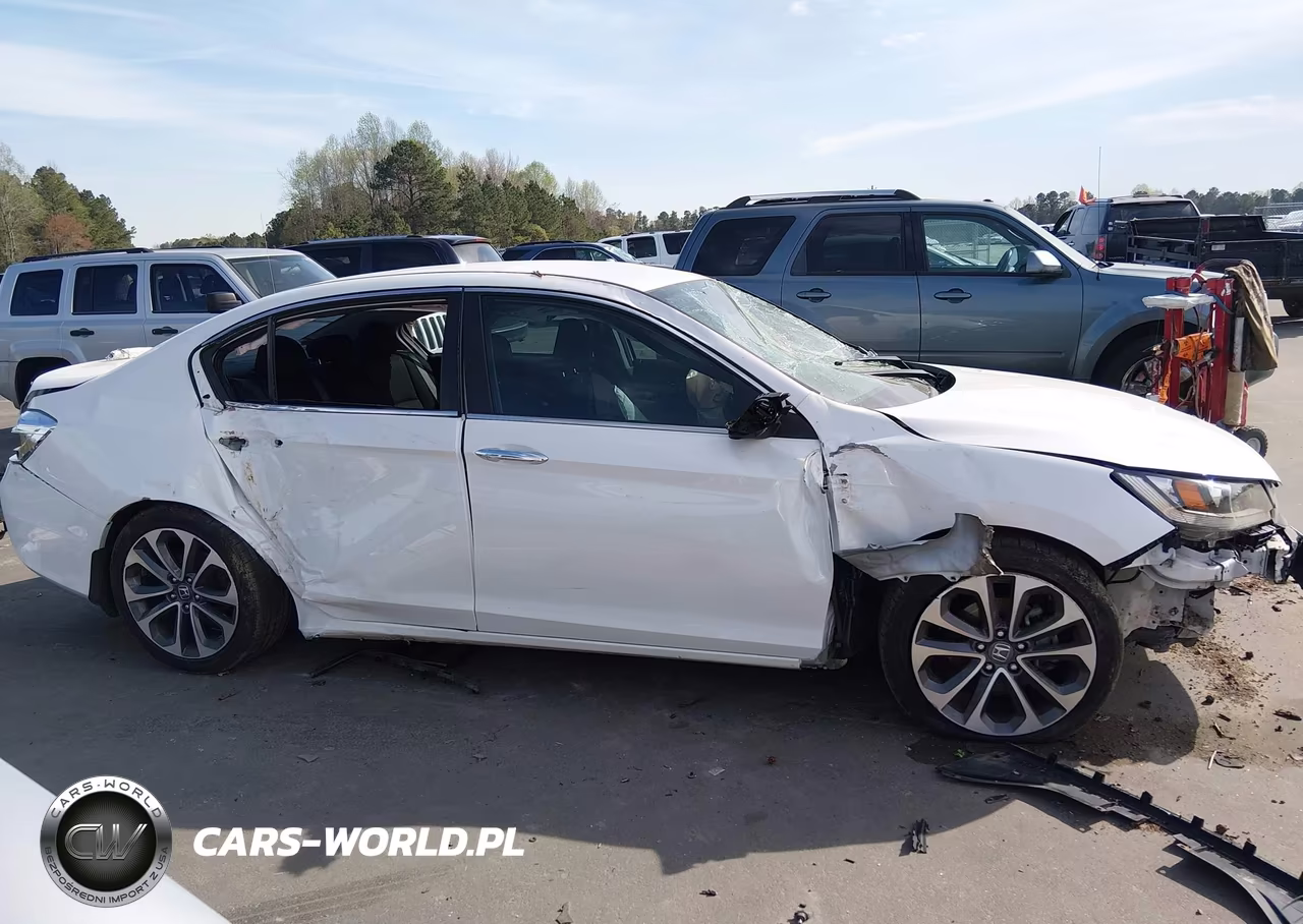 2015 Honda Accord Sport VIN:1HGCR2F56FA229241 - 13