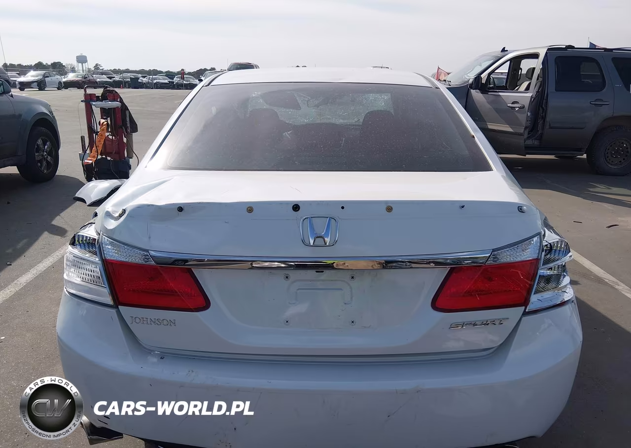 2015 Honda Accord Sport VIN:1HGCR2F56FA229241 - 16