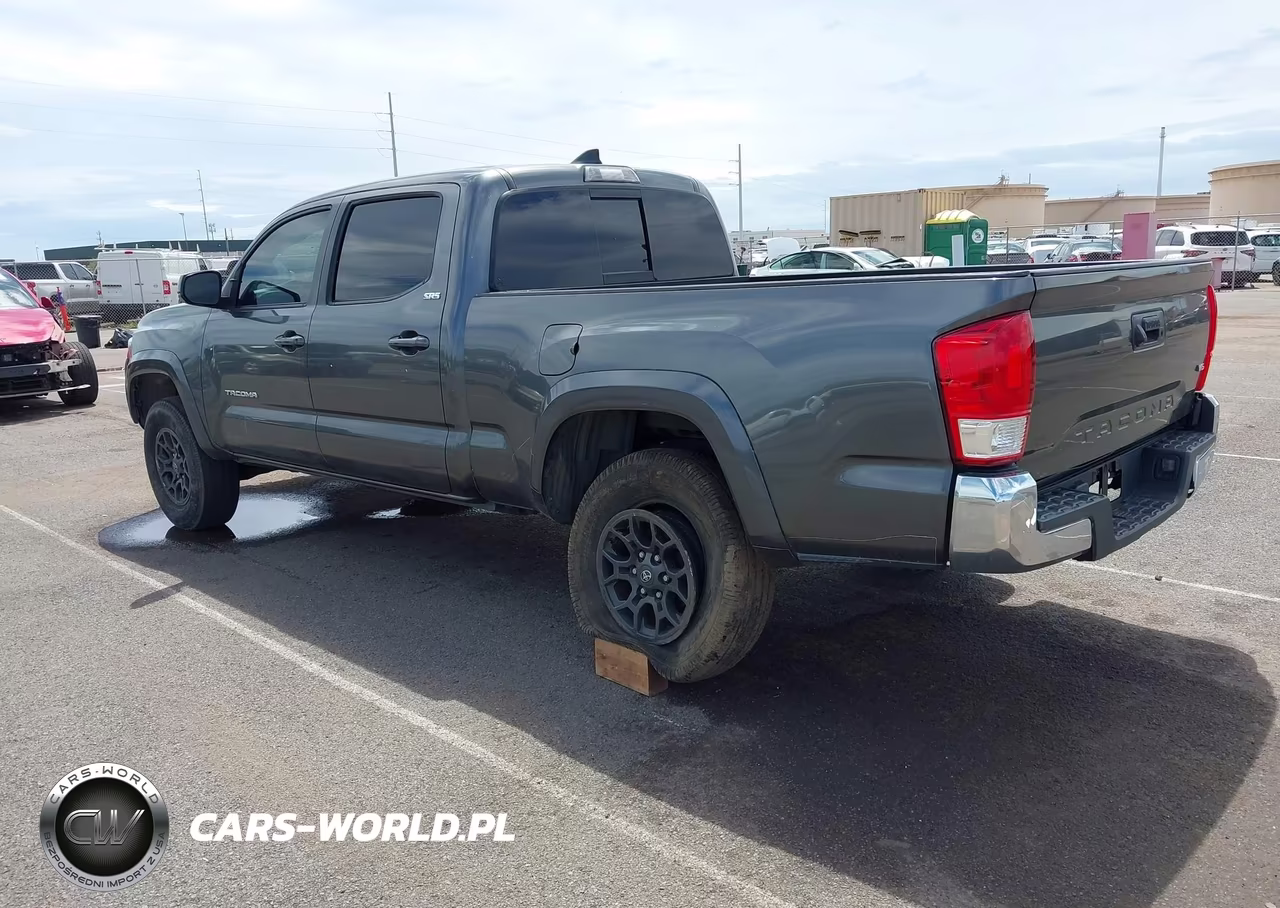 2017 Toyota Tacoma Sr5 VIN:3TMBZ5DNXHM005975 - 3