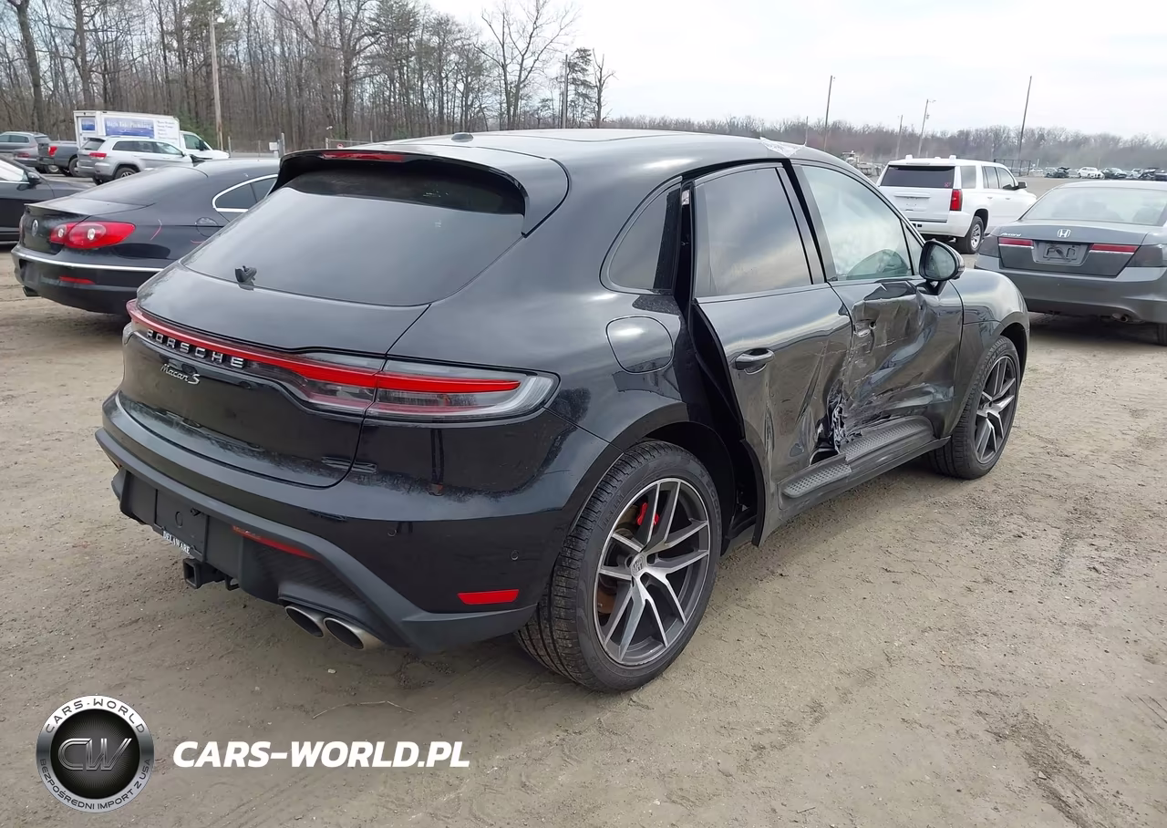 2024 Porsche Macan S VIN:WP1AG2A54RLB38527 - 4