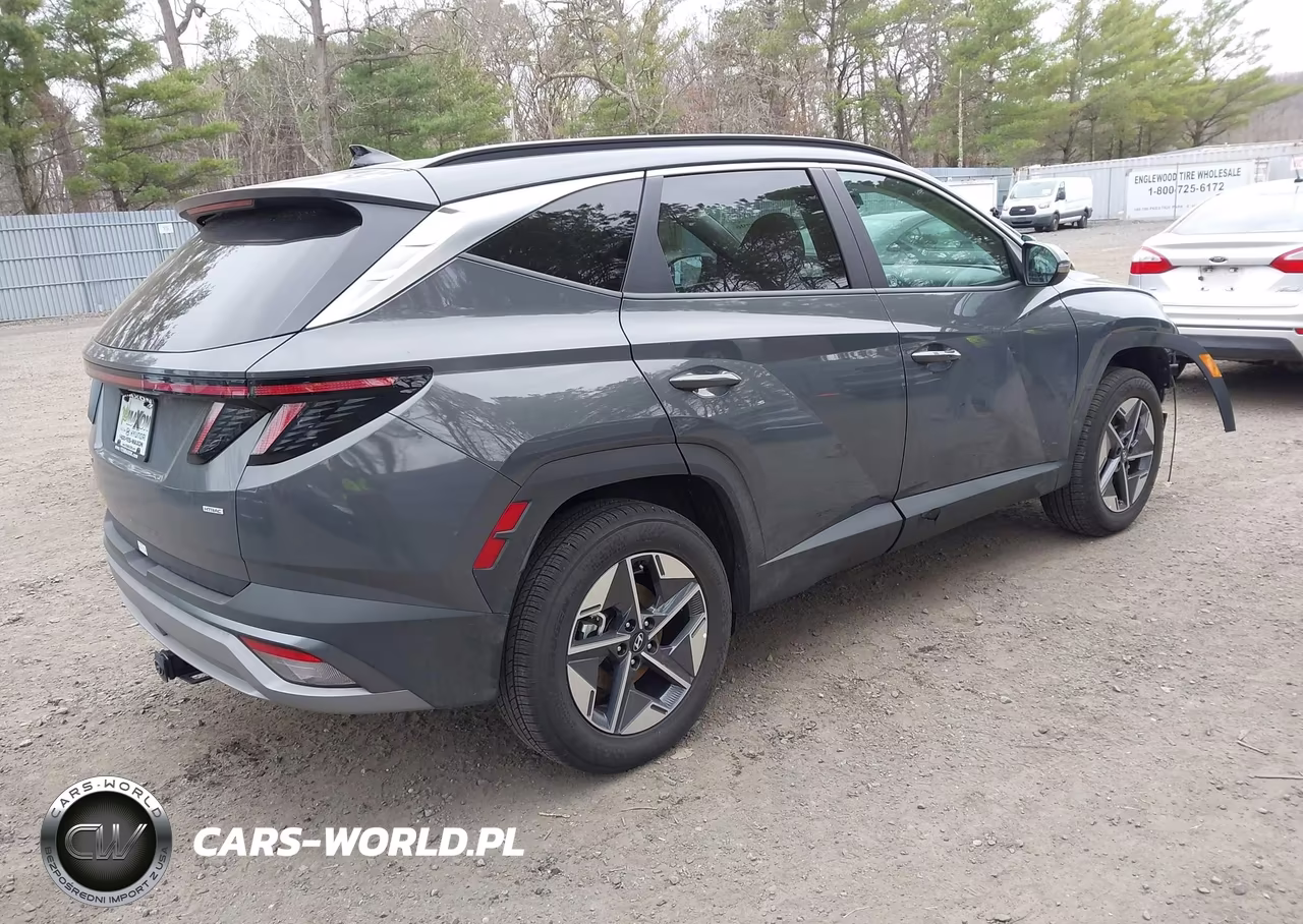 2026 Hyundai Tucson Sel Premium VIN:5NMJCCDEXTH625139 - 4