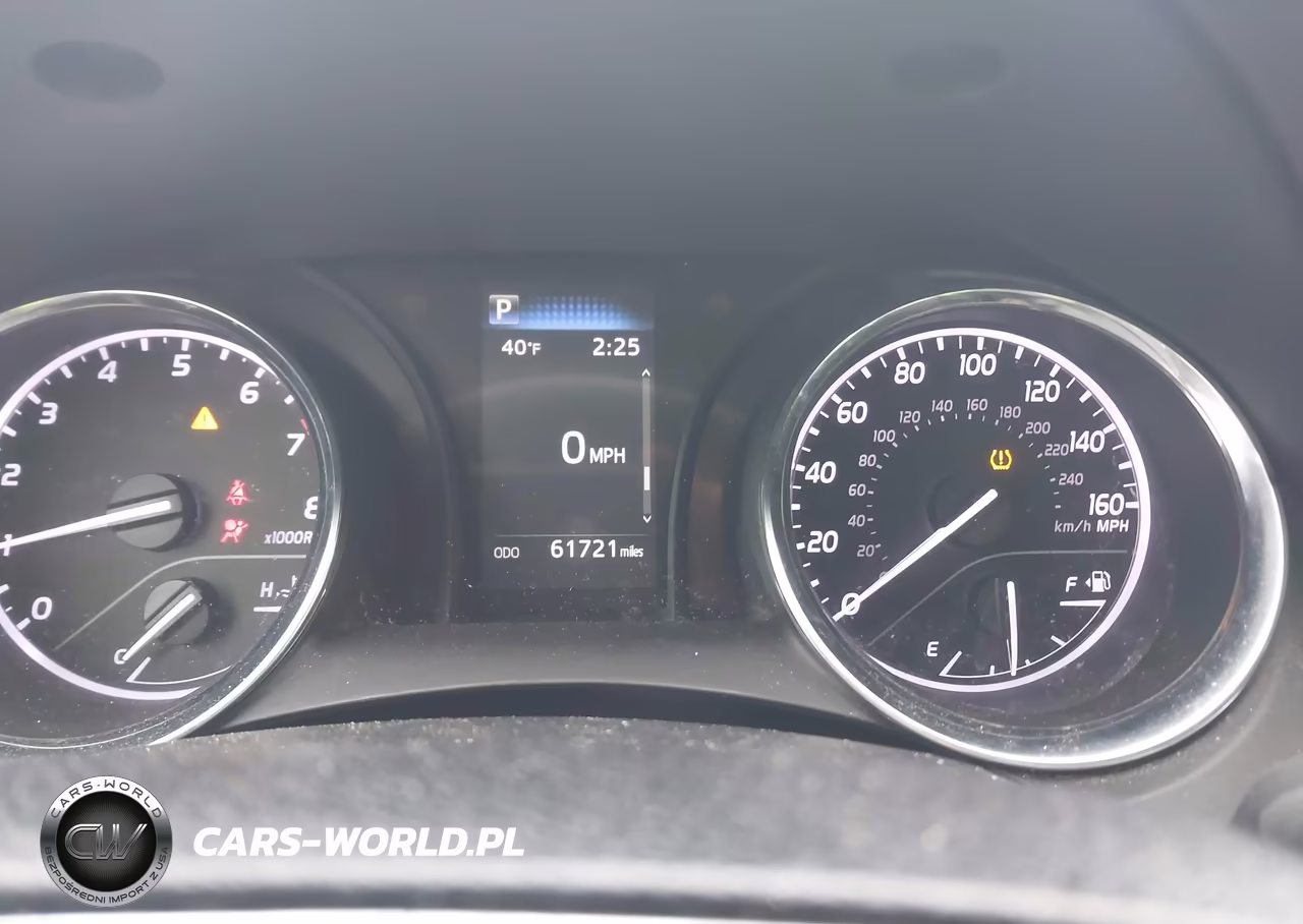 2020 Toyota Camry Le VIN:4T1C11AK5LU956499 - 7