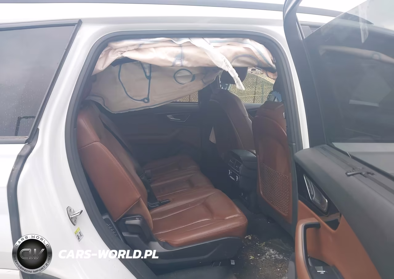 2019 Audi Q7 55 Premium VIN:WA1VAAF72KD014839 - 8