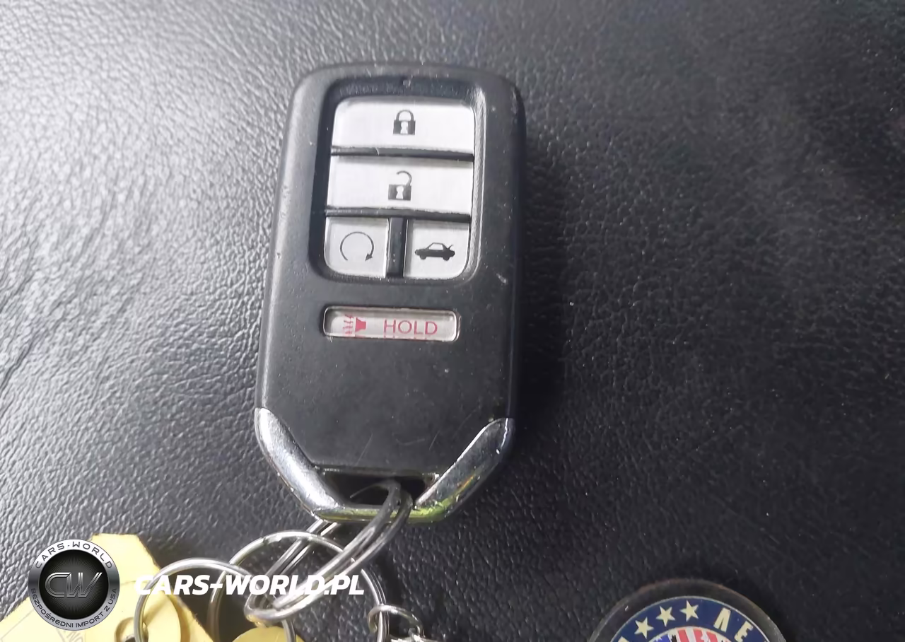 2018 Honda Accord Touring VIN:1HGCV1F98JA025591 - 11
