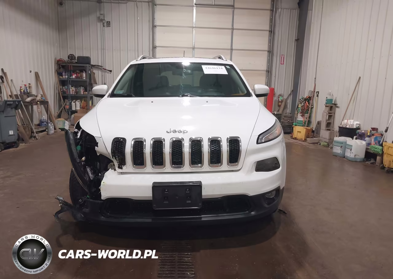 2018 Jeep Cherokee Latitude Plus 4X4 VIN:1C4PJMLXXJD515125 - 12