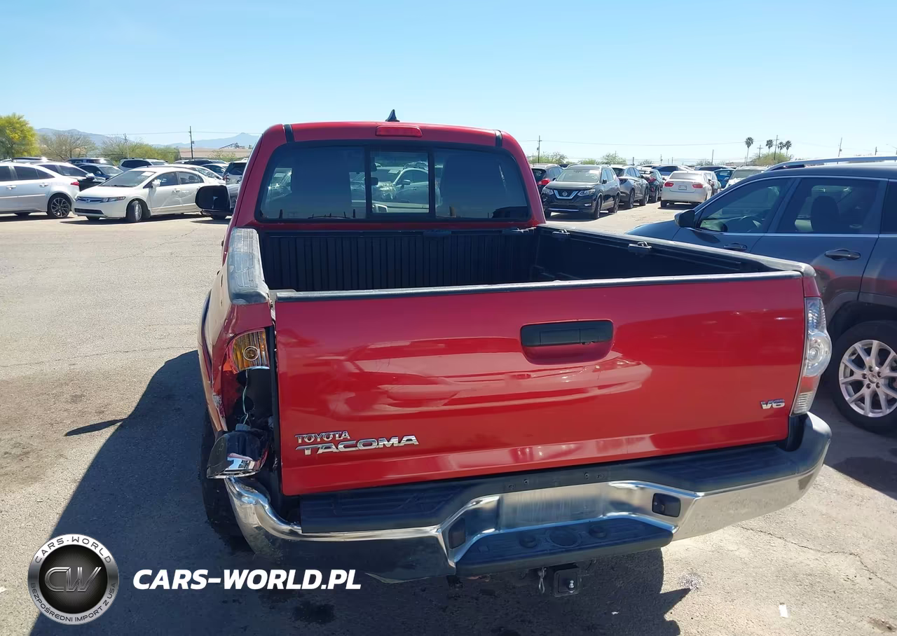 2015 Toyota Tacoma Base V6 VIN:5TFUU4EN0FX116929 - 16
