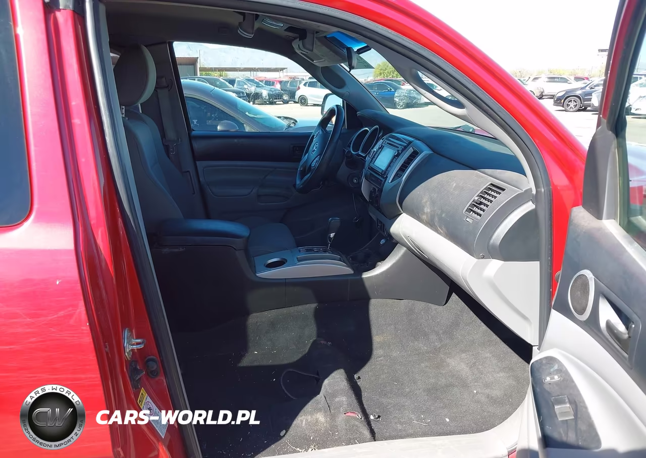 2015 Toyota Tacoma Base V6 VIN:5TFUU4EN0FX116929 - 5