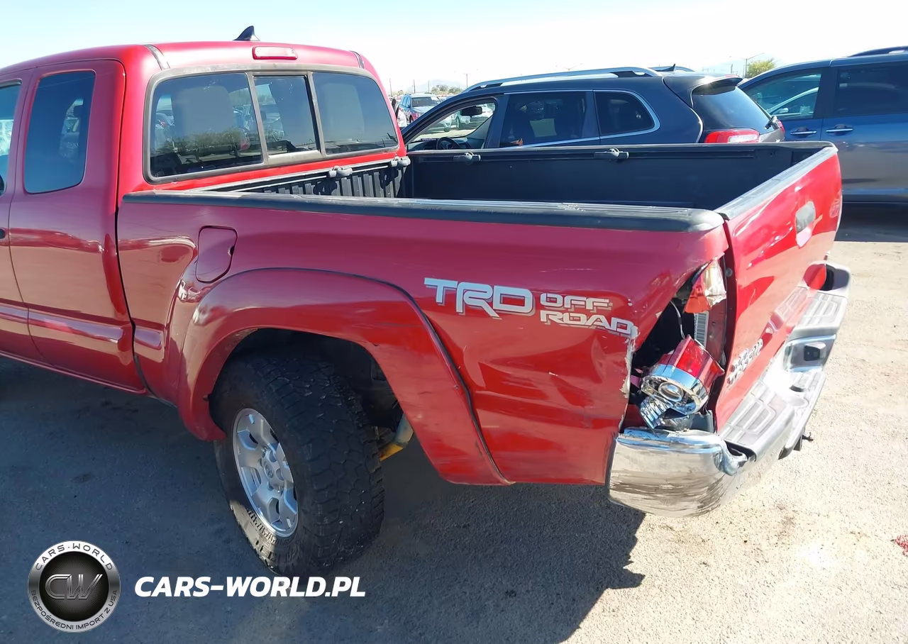 2015 Toyota Tacoma Base V6 VIN:5TFUU4EN0FX116929 - 6