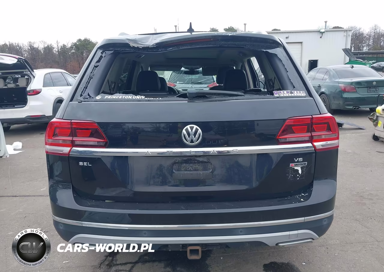 2018 Volkswagen Atlas 3.6L V6 Sel VIN:1V2MR2CA2JC557756 - 16