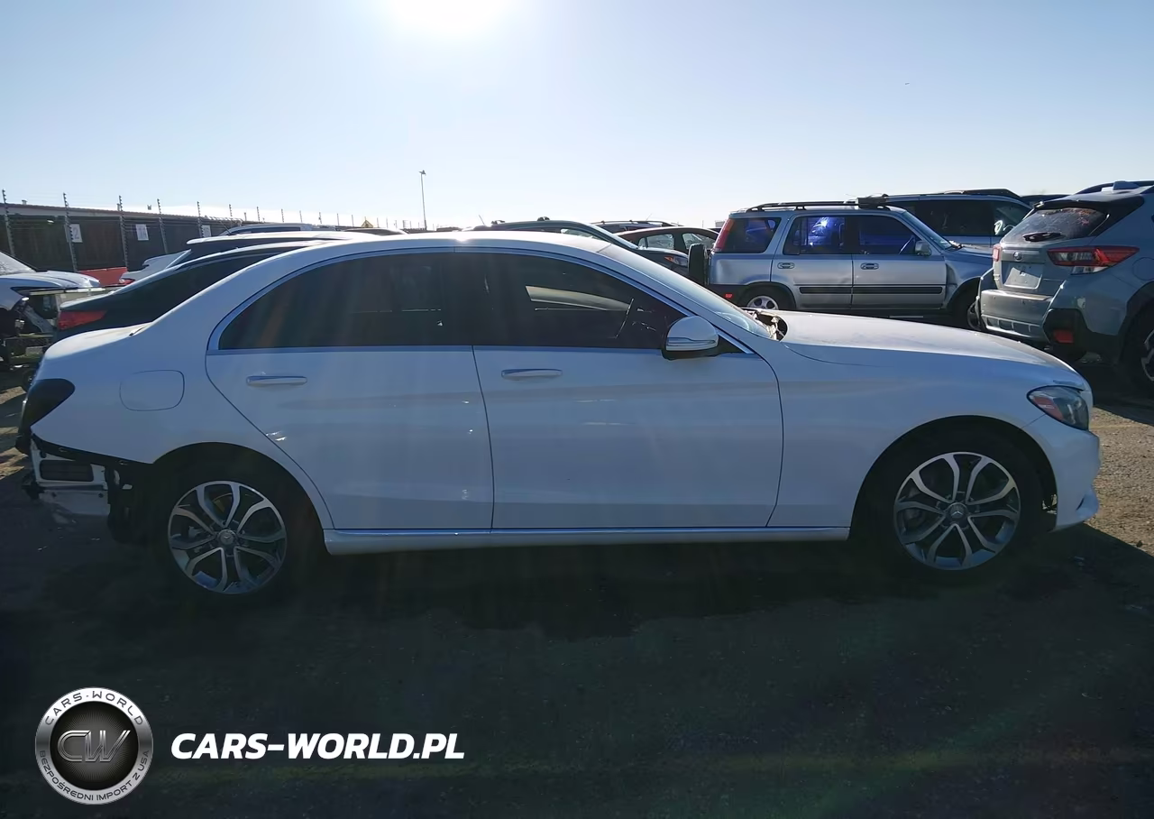 2015 Mercedes-Benz C 300 4Matic VIN:55SWF4KB2FU027501 - 14