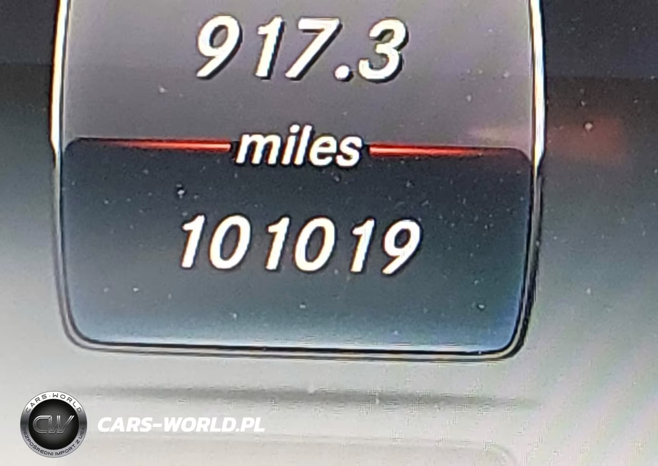 2015 Mercedes-Benz C 300 4Matic VIN:55SWF4KB2FU027501 - 16