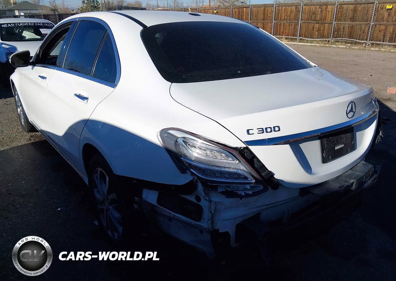 2015 Mercedes-Benz C 300 4Matic VIN:55SWF4KB2FU027501 - 6
