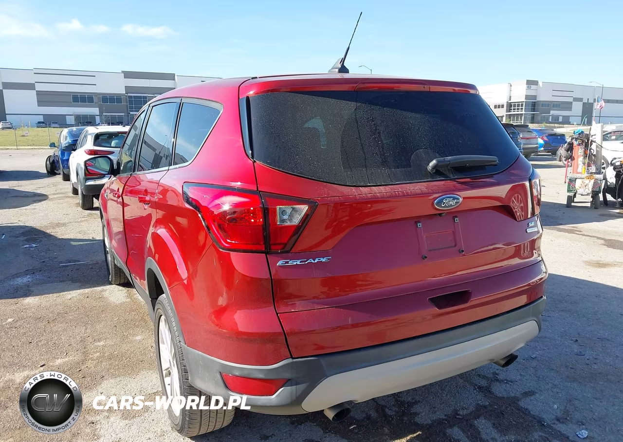 2019 Ford Escape Se VIN:1FMCU0GD1KUB26787 - 3