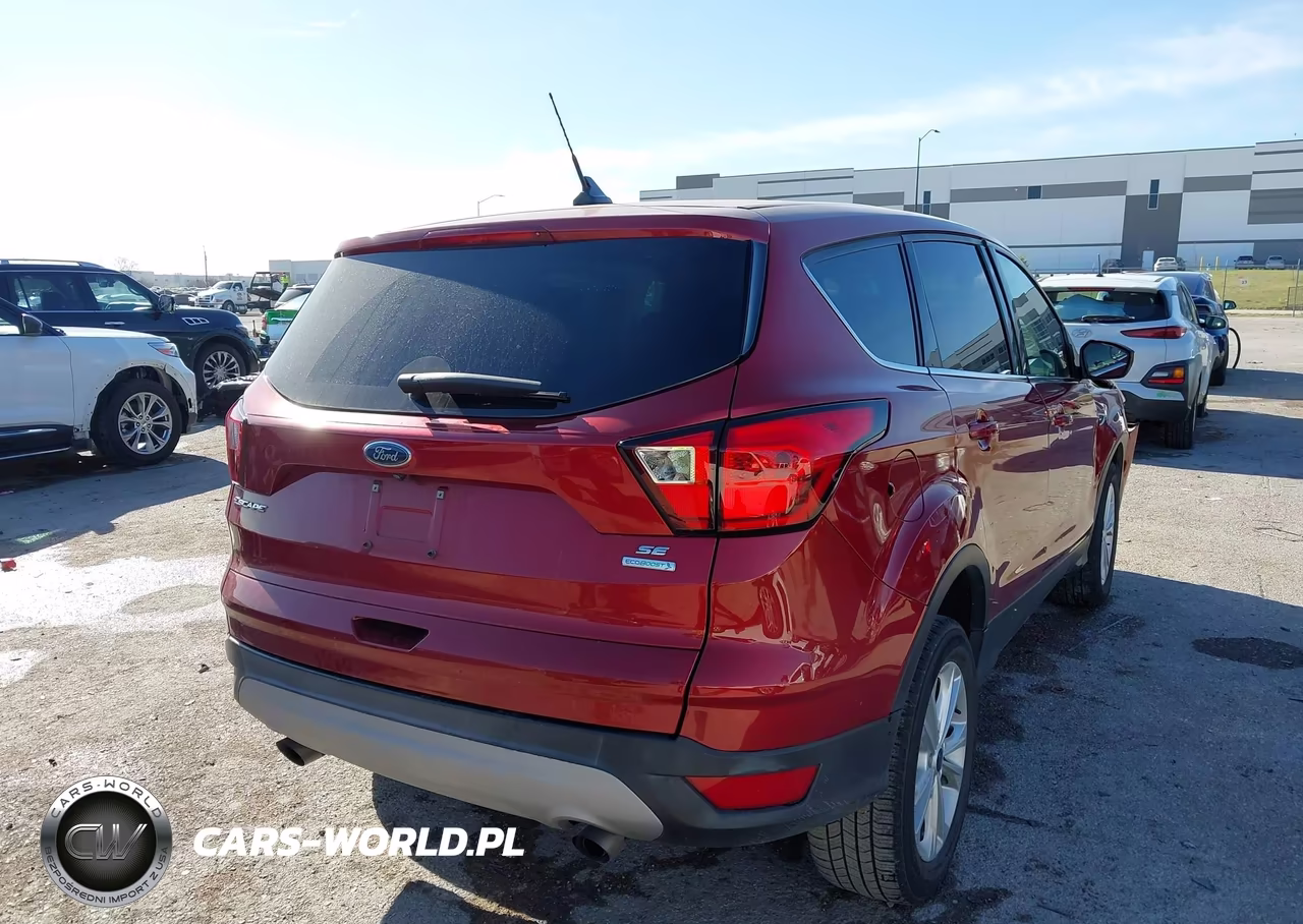 2019 Ford Escape Se VIN:1FMCU0GD1KUB26787 - 4