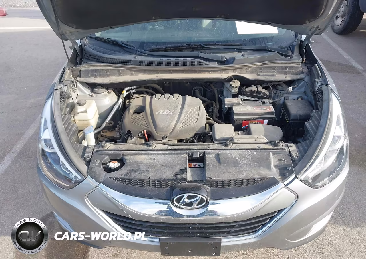 2015 Hyundai Tucson Limited VIN:KM8JUCAGXFU115577 - 10