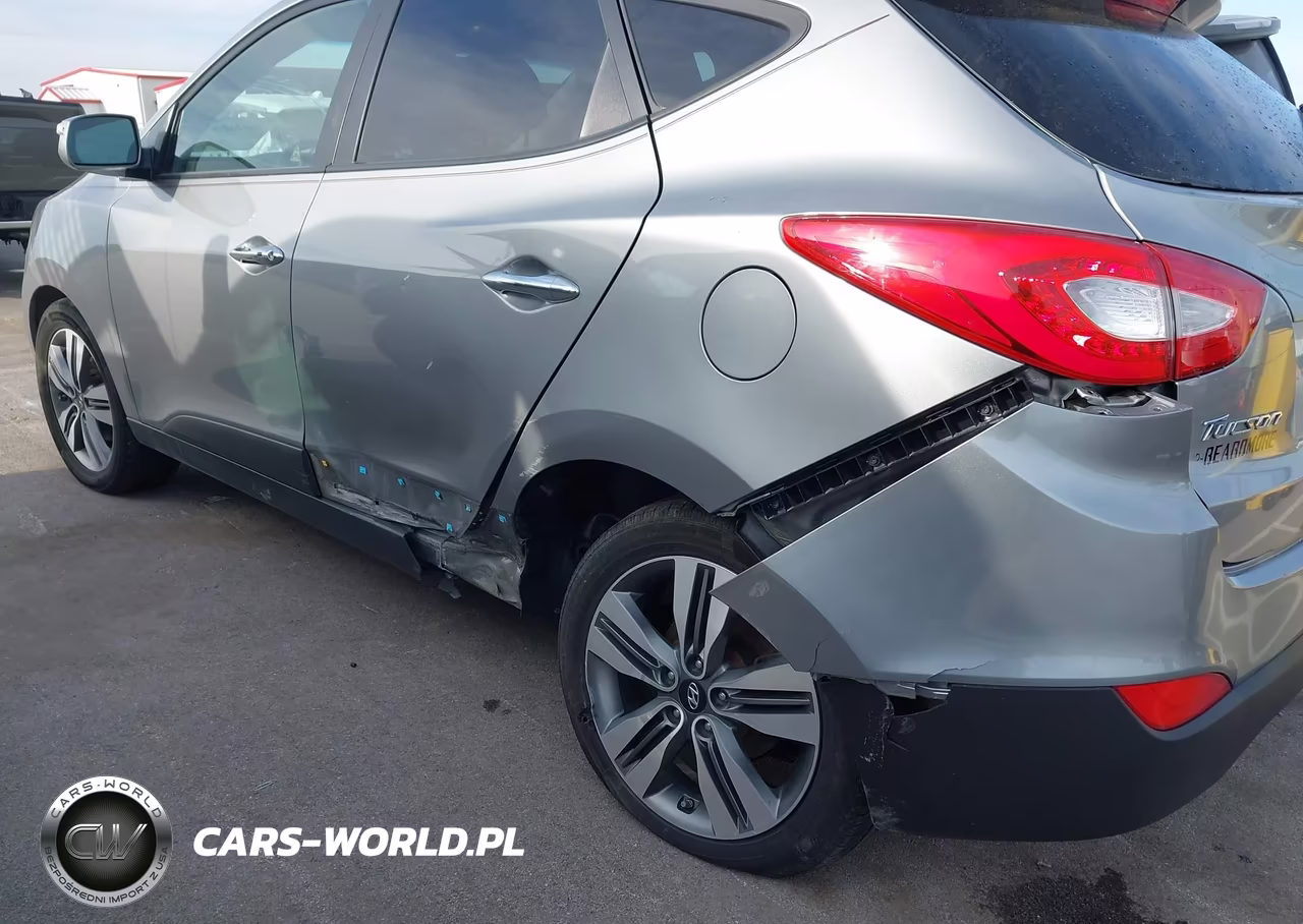 2015 Hyundai Tucson Limited VIN:KM8JUCAGXFU115577 - 6
