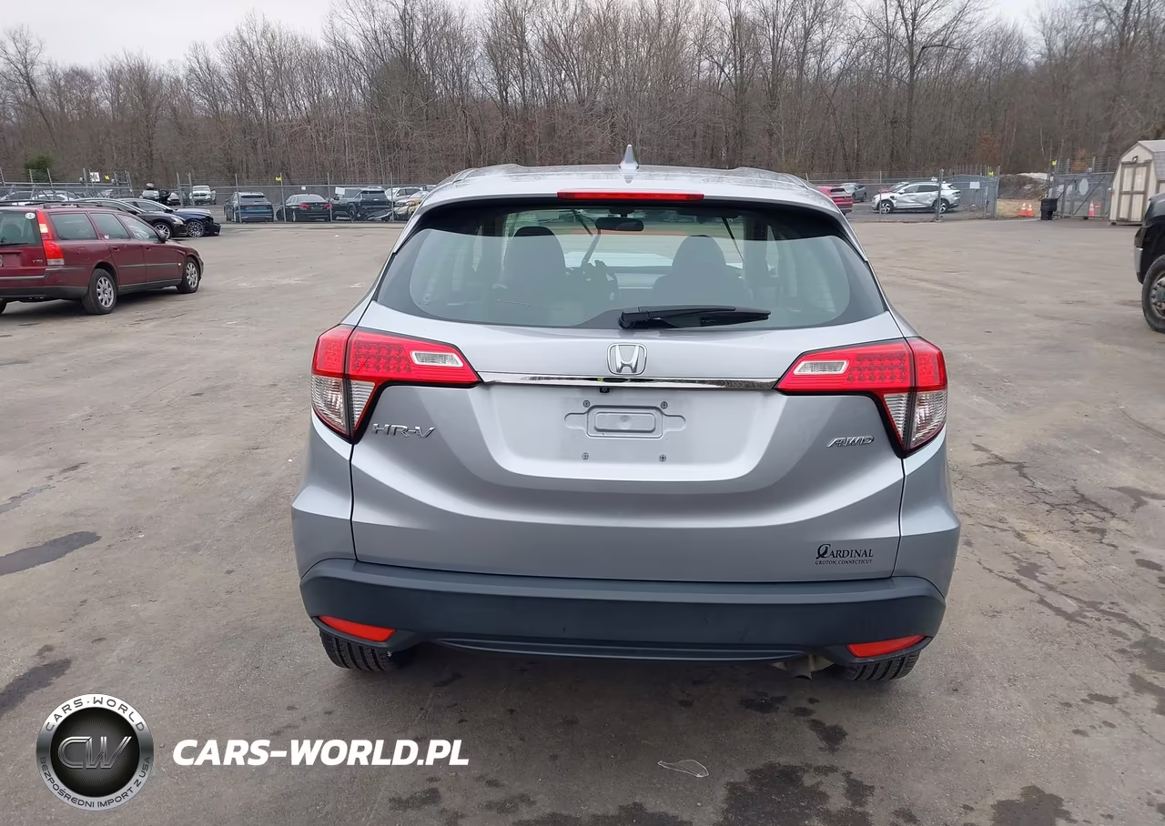 2019 Honda Hr-V Lx VIN:3CZRU6H34KG711853 - 16