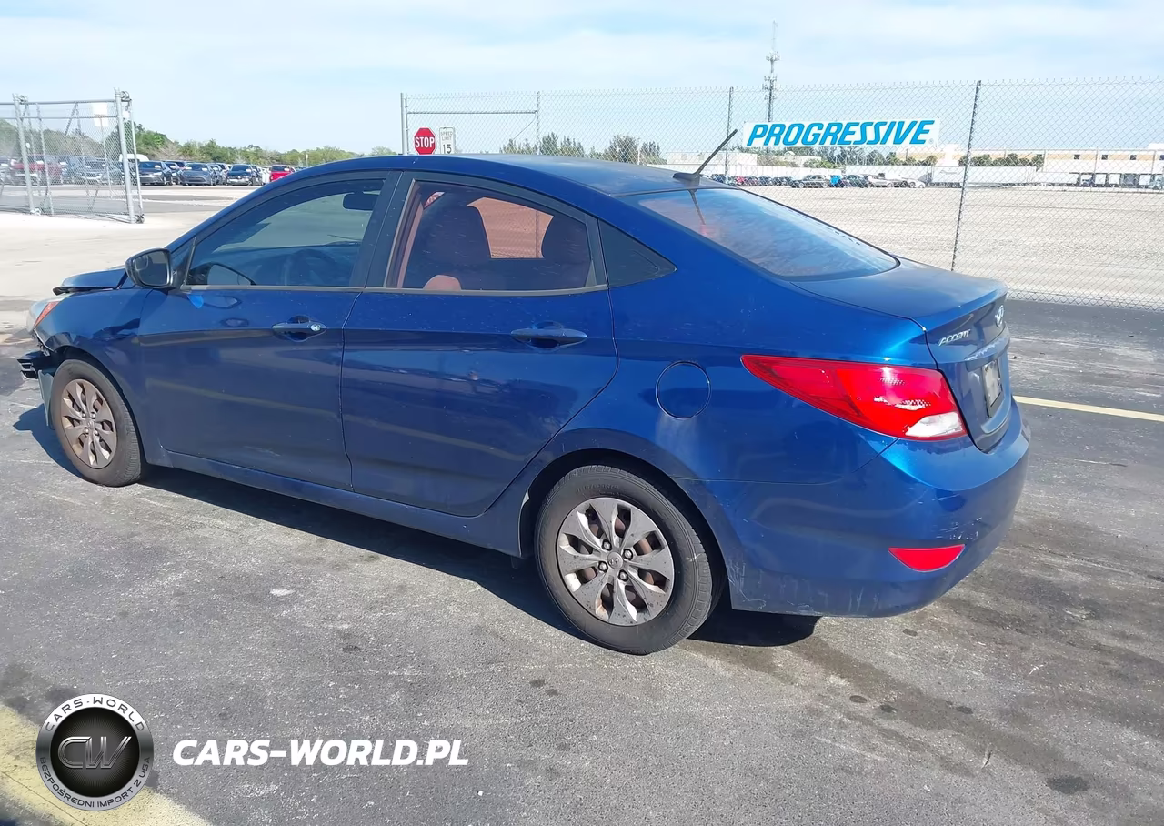2015 Hyundai Accent Gls VIN:KMHCT4AE0FU913361 - 3
