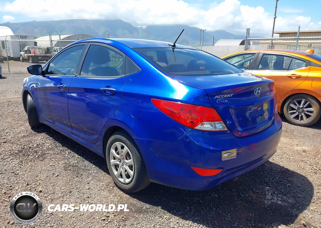 2014 Hyundai Accent Gls VIN:KMHCT4AE3EU740336 - 3