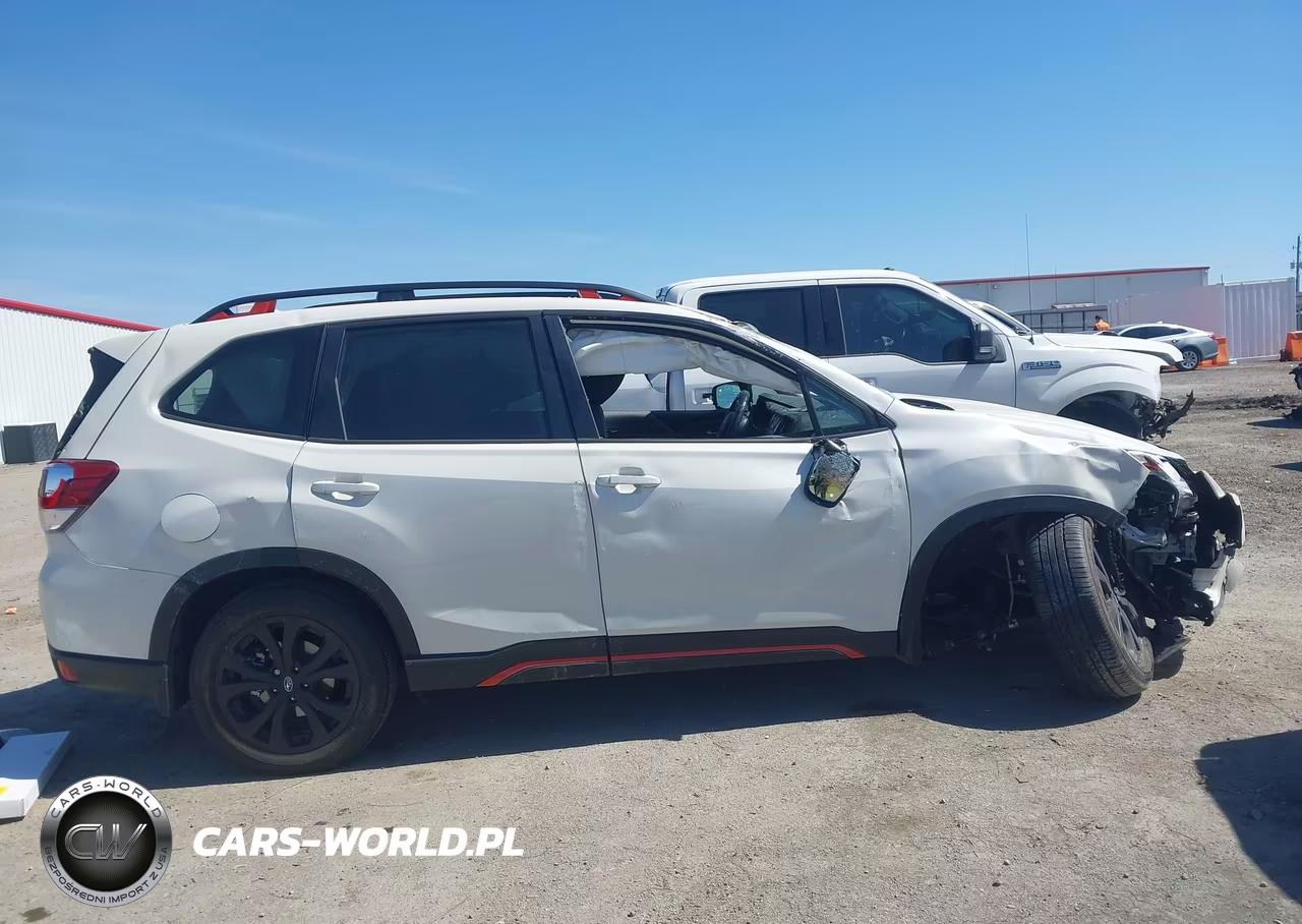 2023 Subaru Forester Sport VIN:JF2SKAJC7PH503443 - 13