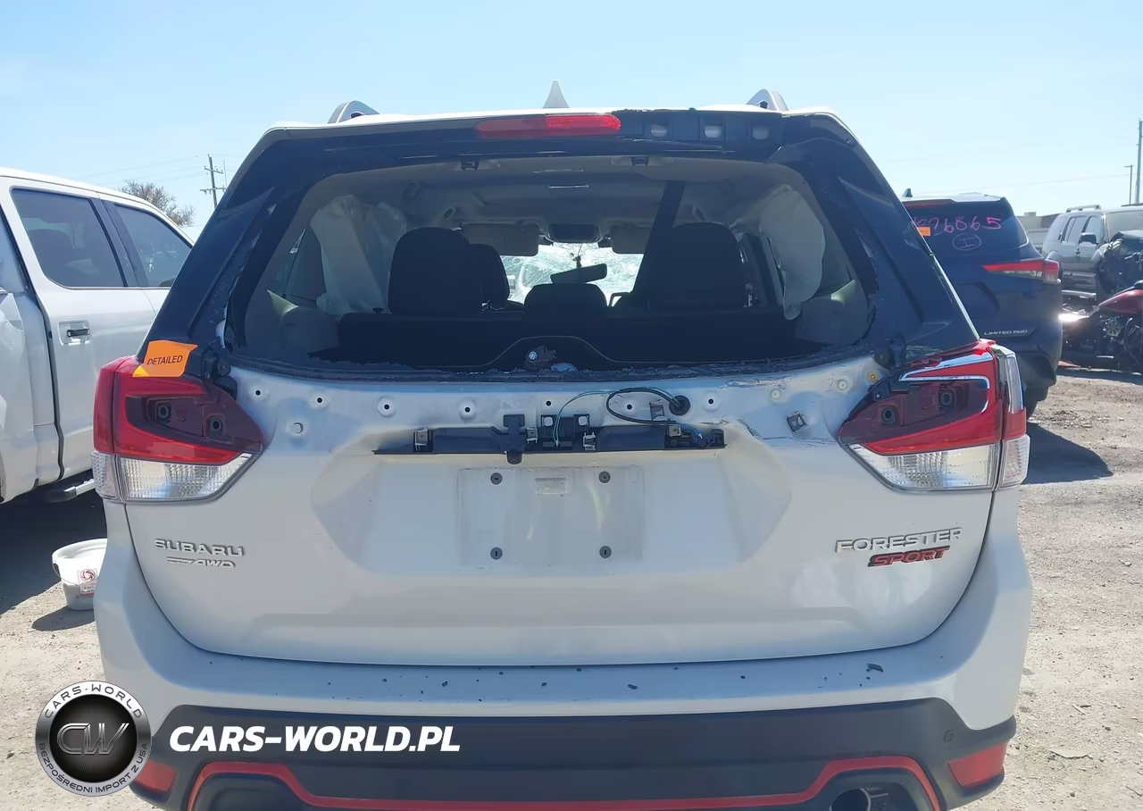 2023 Subaru Forester Sport VIN:JF2SKAJC7PH503443 - 16